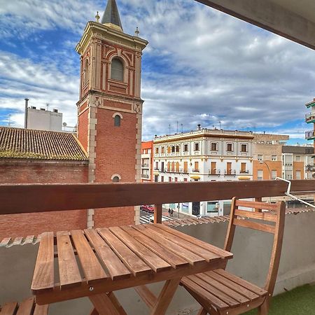 Fabulous Studio With Great Views - 15M Giralda Sevilla Eksteriør billede