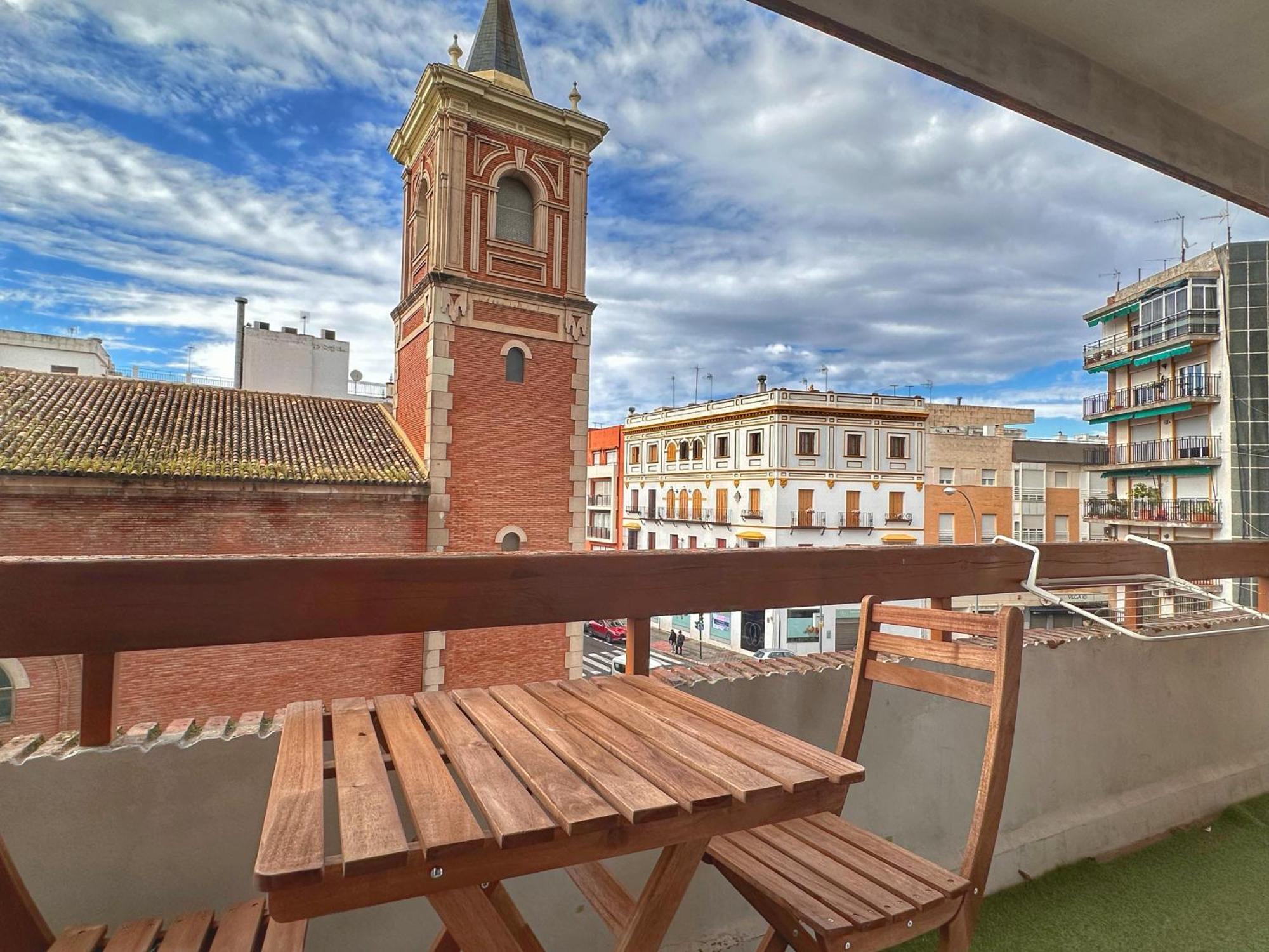 Fabulous Studio With Great Views - 15M Giralda Sevilla Eksteriør billede