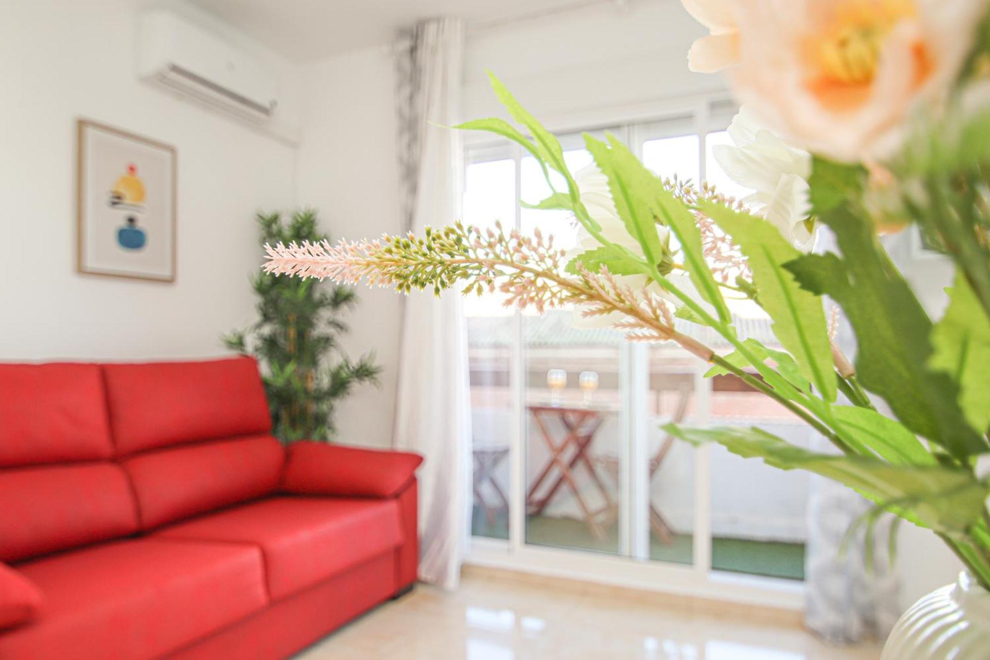Fabulous Studio With Great Views - 15M Giralda Sevilla Eksteriør billede