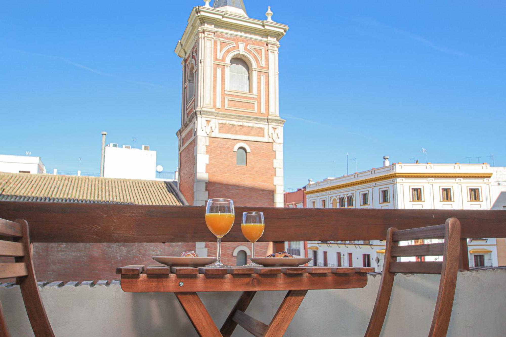Fabulous Studio With Great Views - 15M Giralda Sevilla Eksteriør billede