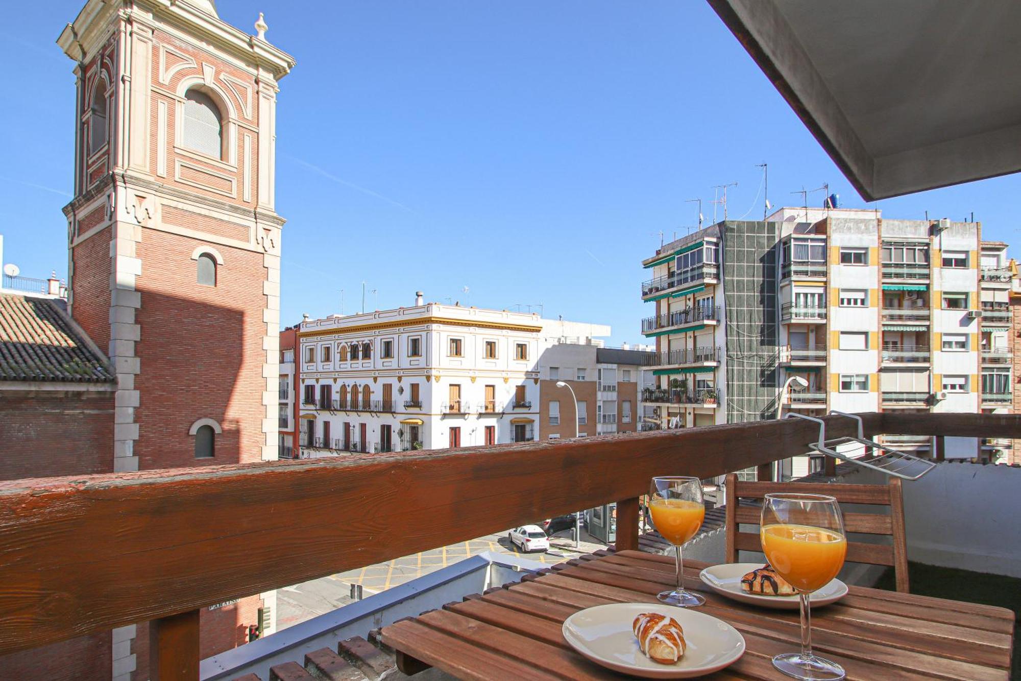 Fabulous Studio With Great Views - 15M Giralda Sevilla Eksteriør billede